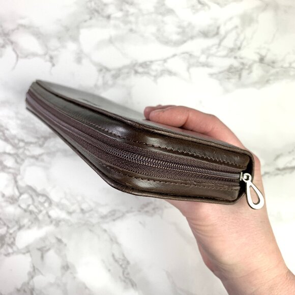 Schmincke Zipped Brown Leather Case - Picture 5 of 8